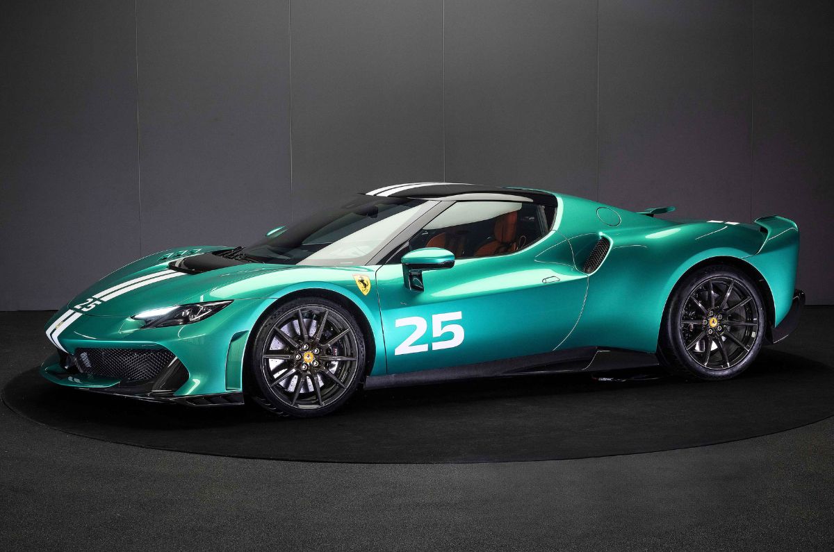 Ferrari 296 Speciale front quarter 